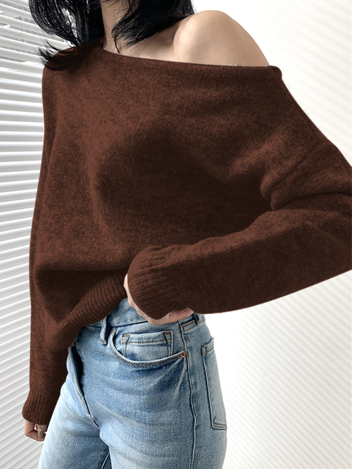 Ein Schulter Asymmetrischer Pullover
