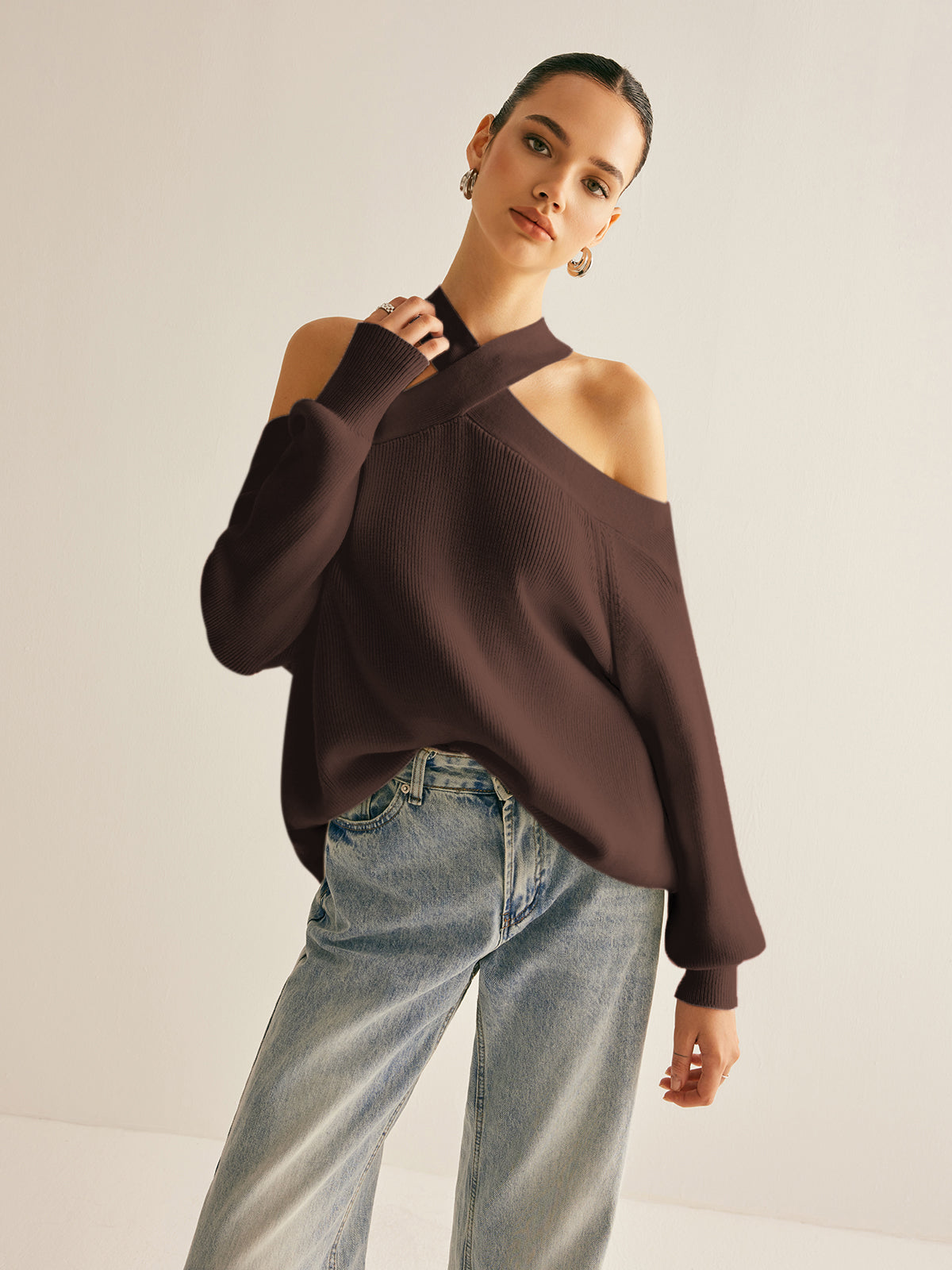 Kreuzkragen Cold-Shoulder Pullover