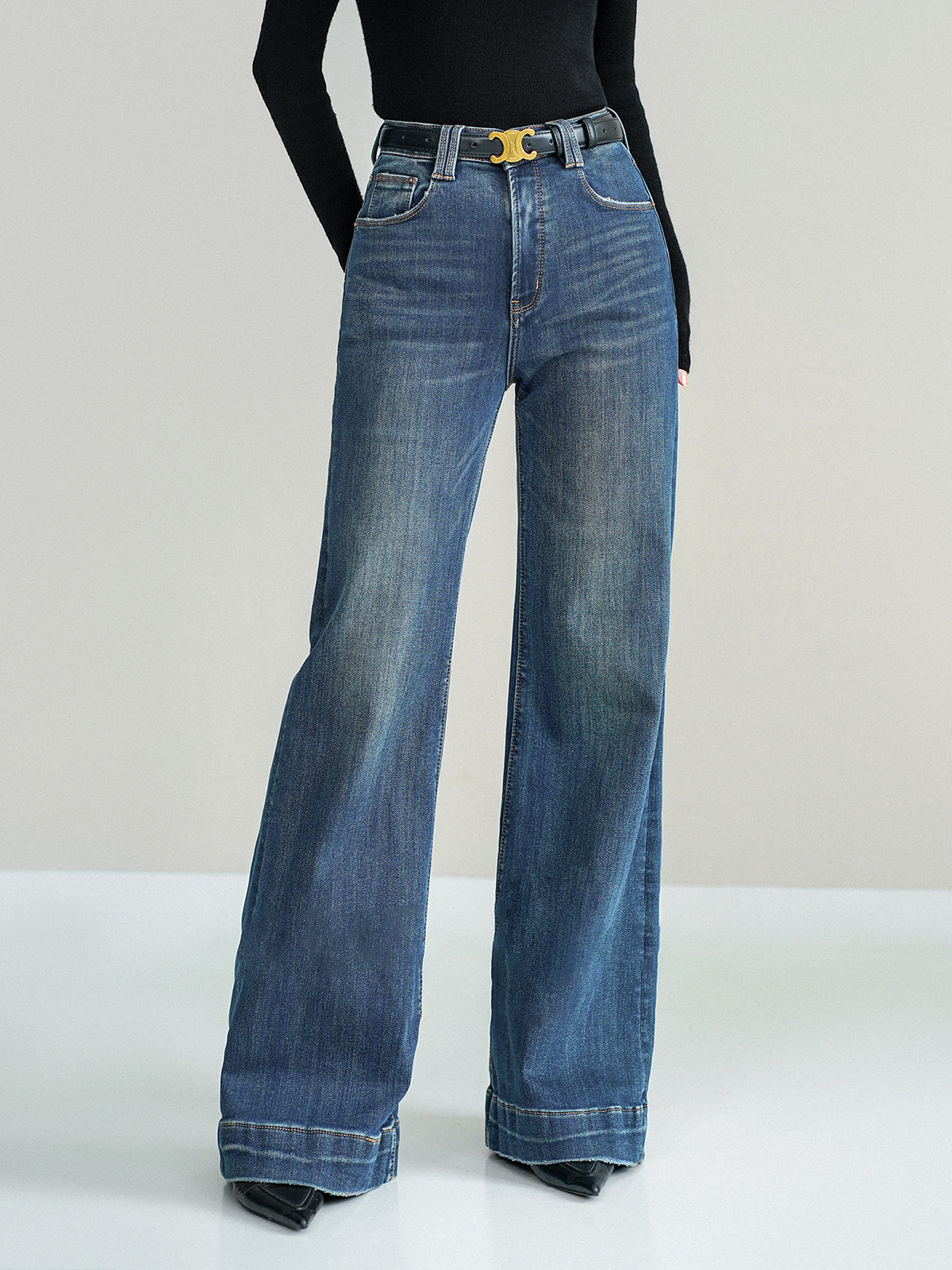 Mid-Waist Bootcut Denim Jeans ohne Gürtel