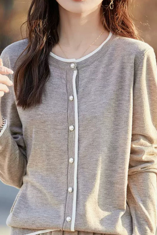 Früher Herbst Strickjacke