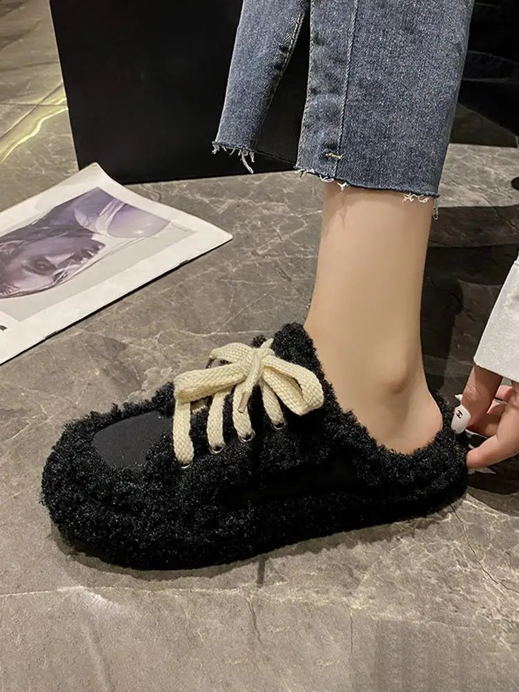 Bequeme Chic Damen-Fellslipper