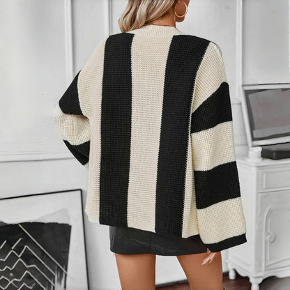 ELYRA™ | Gestreifter Lockerer Strickpullover