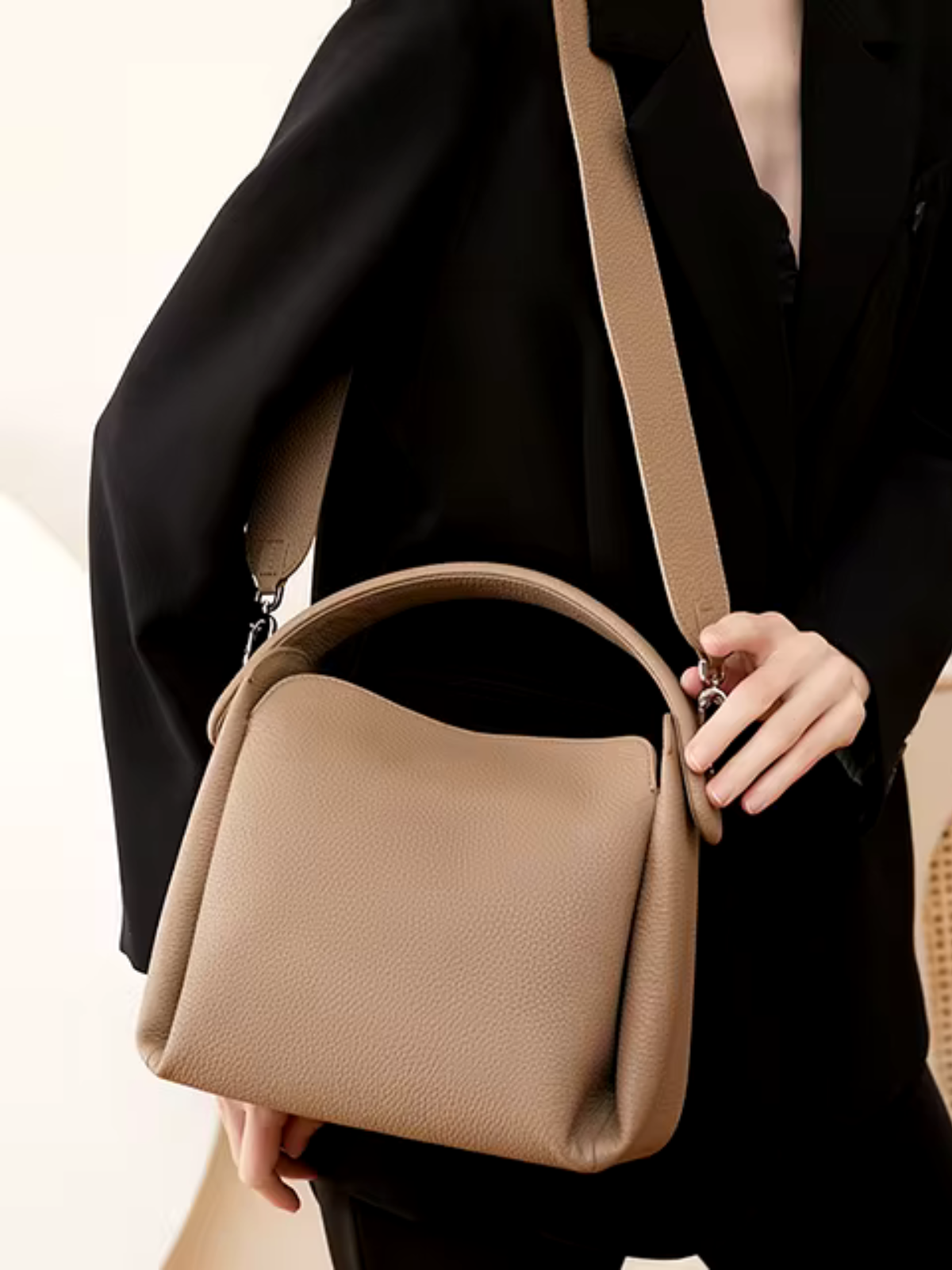 Lässige Chic Luxe Loop Tasche
