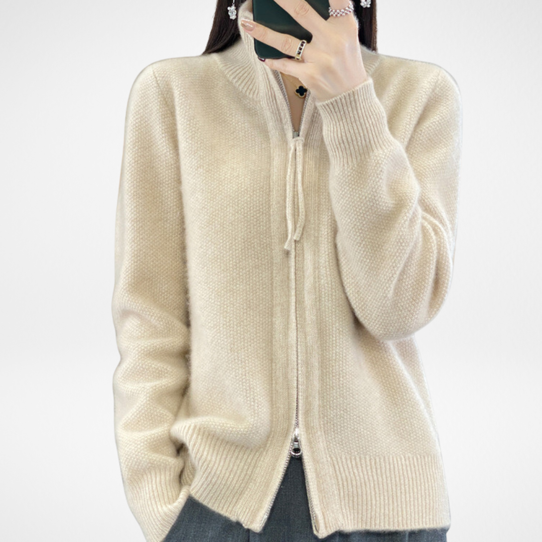 ELYRA™ | Strickjacke mit Reißverschluss