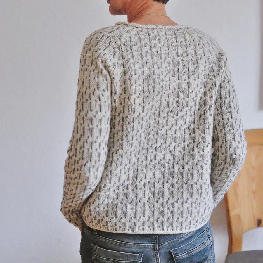 Vittoria – Eleganter grauer Pullover mit Bootsausschnitt