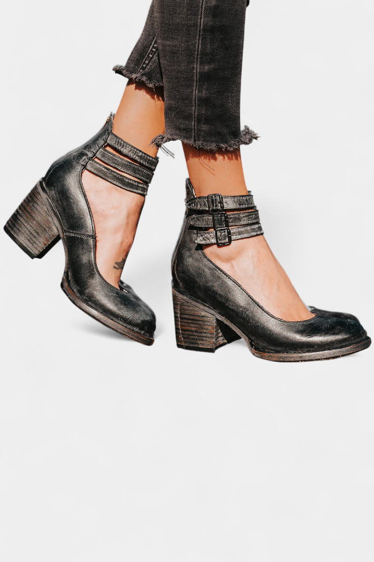 ELYRA™ | Moderne Blockabsätze aus schwarzem Leder