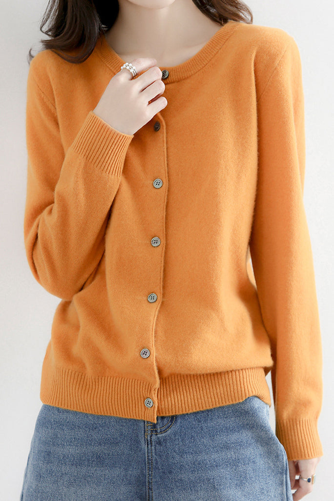 Rundhals-Wollstrick-Cardigan - 12 Farben verfügbar