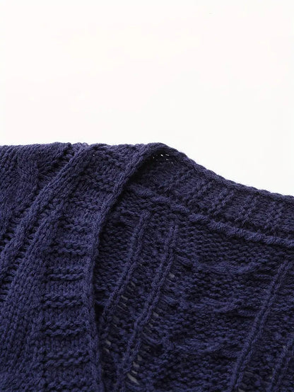 ELYRA™ | V-Ausschnitt Strickjacke