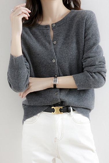 Rundhals-Wollstrick-Cardigan - 12 Farben verfügbar