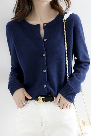 Rundhals-Wollstrick-Cardigan - 12 Farben verfügbar