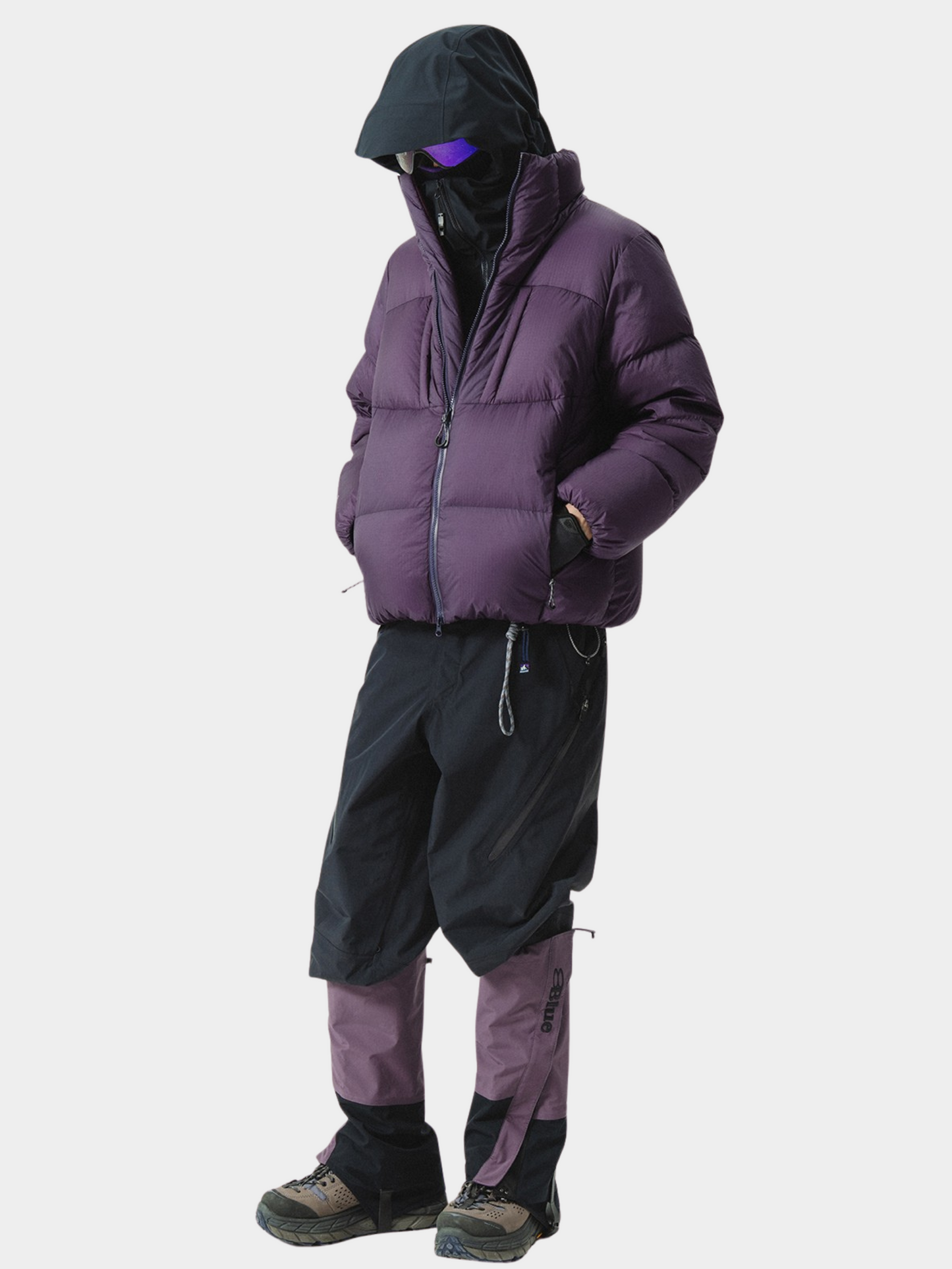 CougarStep - 95% weiße Gänsedaunen Jacke mit dreifacher Schutzfunktion und Stehkragen