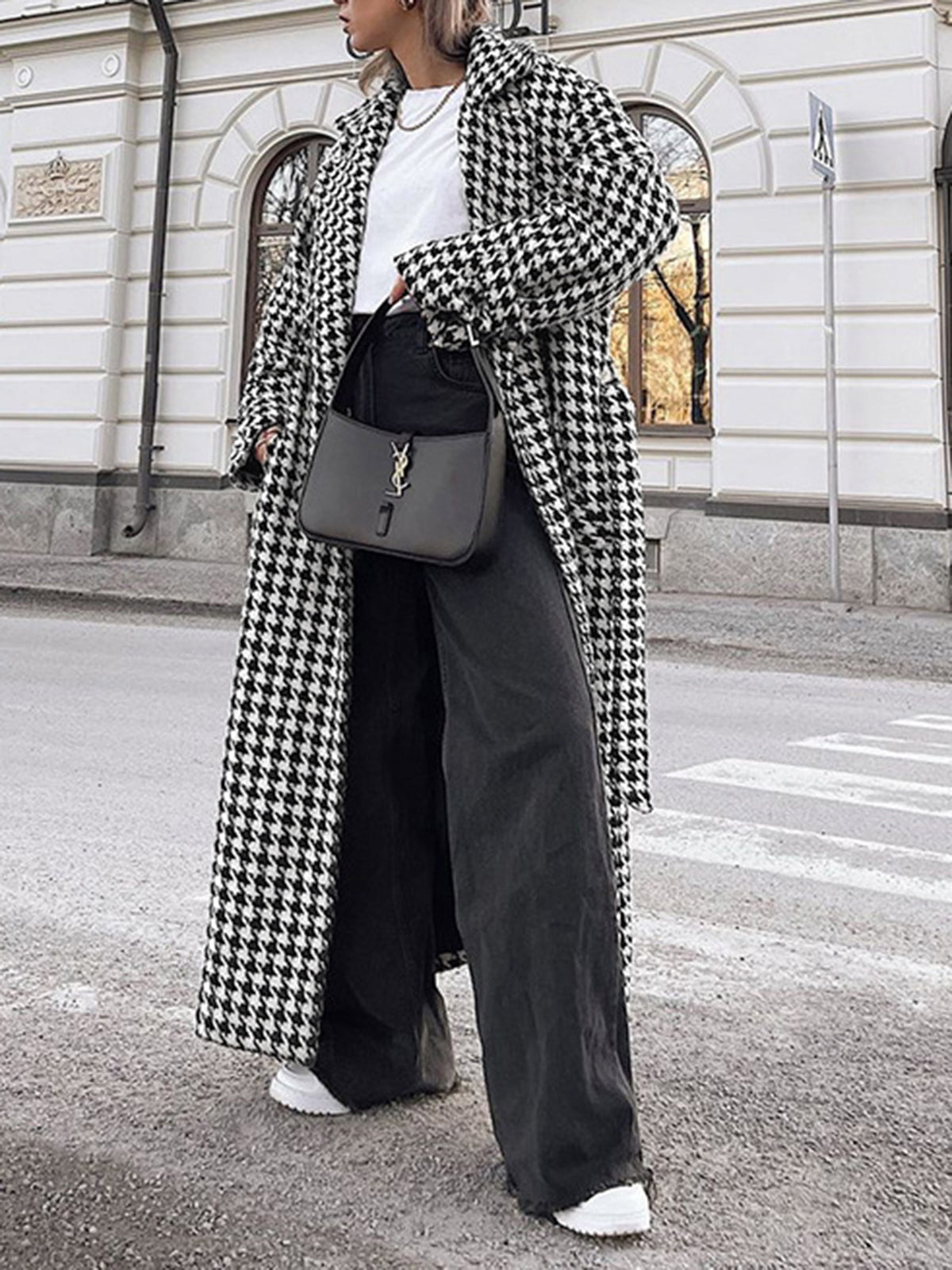 Übergroßer Hahnentritt Tweed Trenchcoat