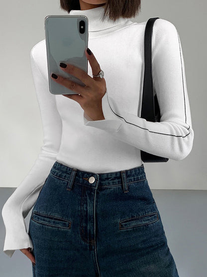 Kontrast-Piping-Turtleneck-Pullover