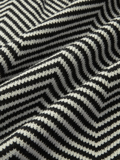 Übergroßer Fischgrätenstrick-Cardigan