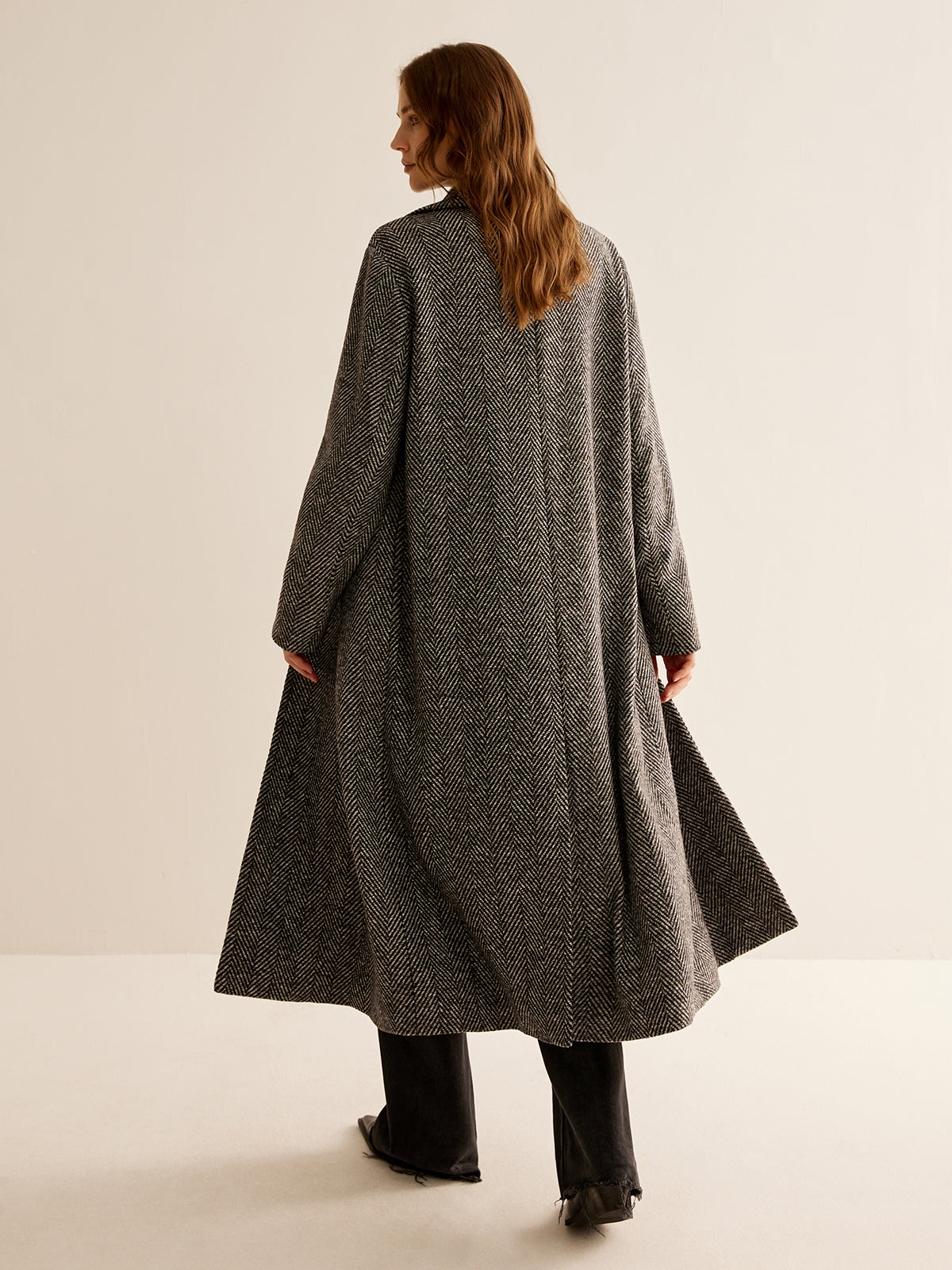 Wesentlicher vielseitiger langer Trenchcoat
