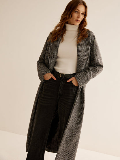 Wesentlicher vielseitiger langer Trenchcoat