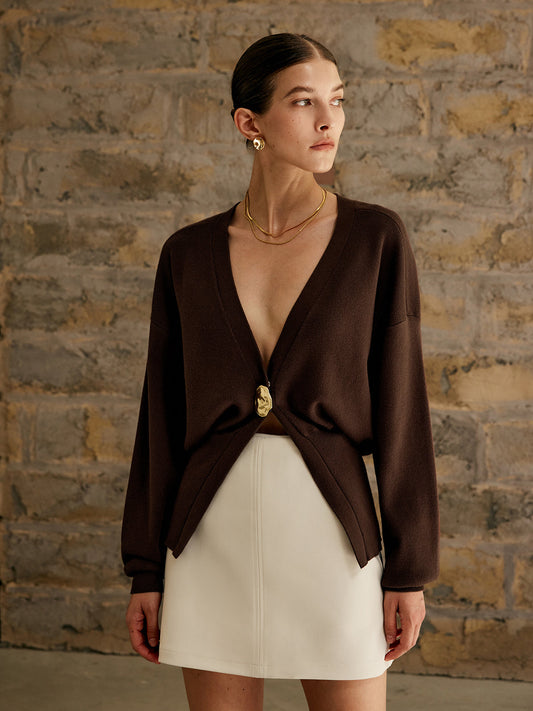 Goldener Knopf Schlichter Cardigan
