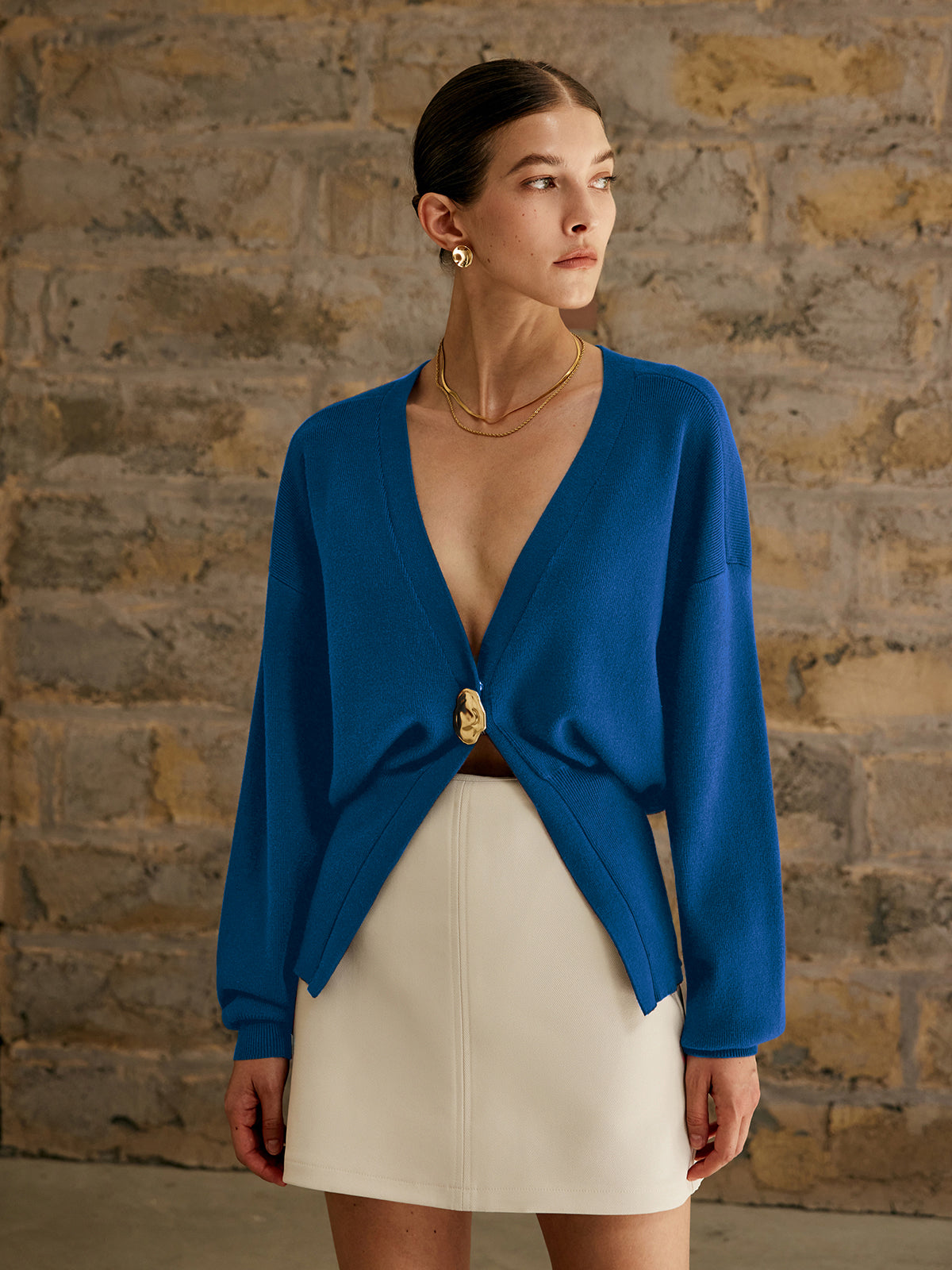 Goldener Knopf Schlichter Cardigan