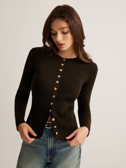 Knopf-Down Skinny Stricktop