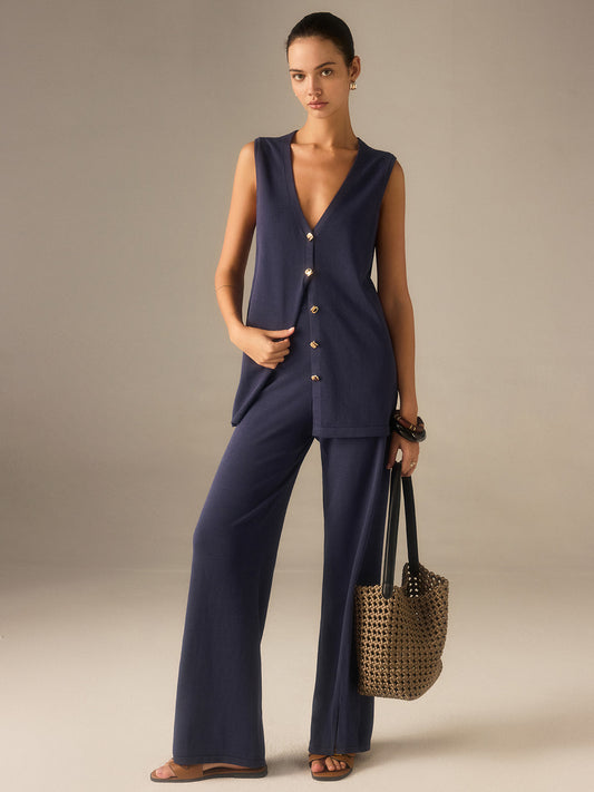 Goldenes Knopf Strickweste Hosen Set