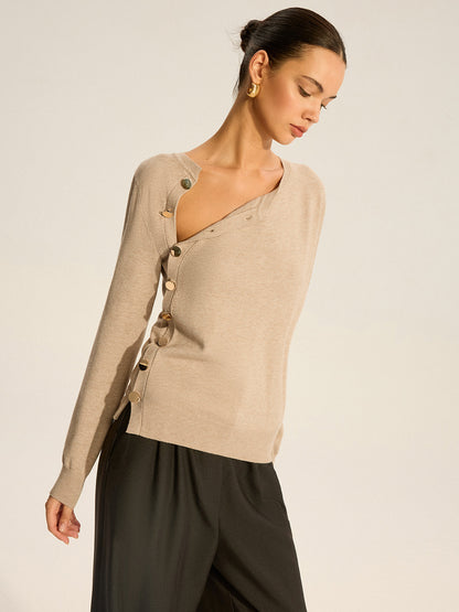 Asymmetrisches Knopfstricktop