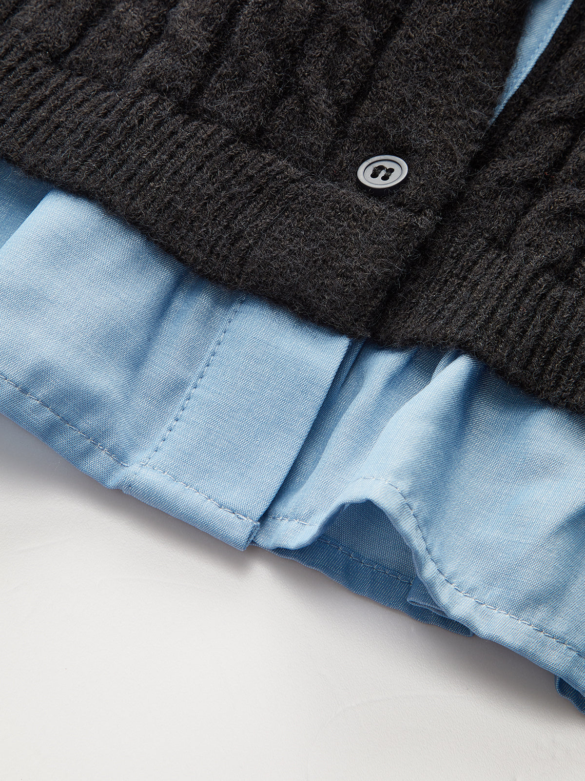 2 in1 Paneelierter Kabelstrick-Cardigan