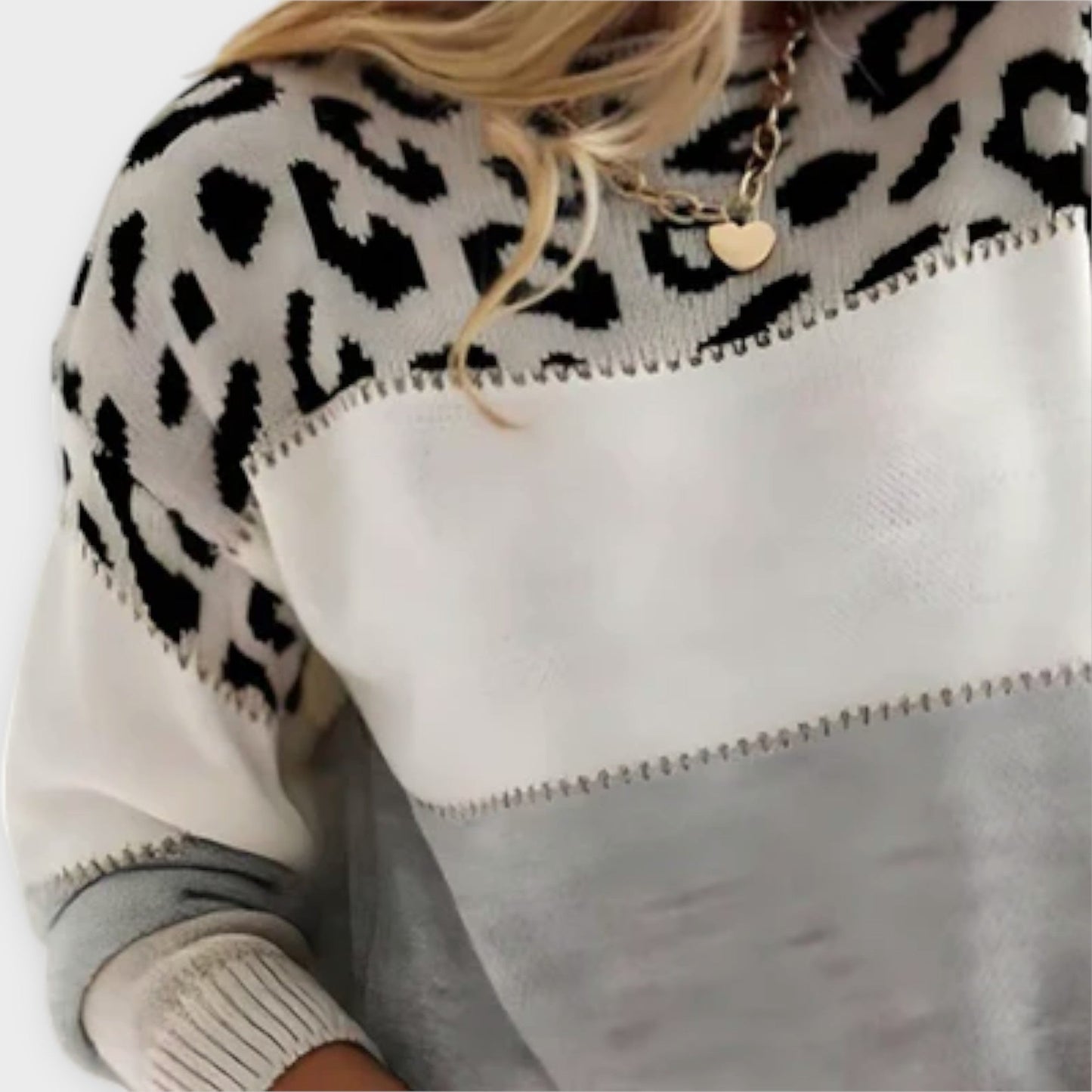 Sophie | Stylischer Pantherpullover