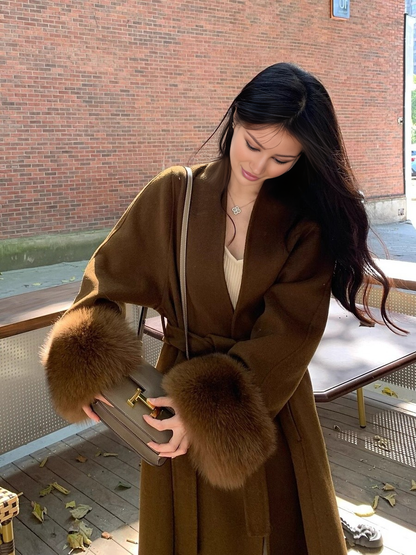 Mystique & Co™ Mantel Eleganz Esmée