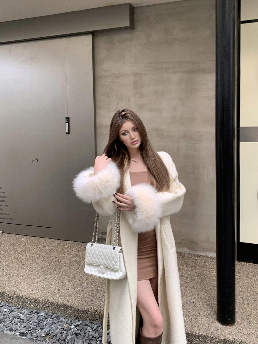 Mystique & Co™ Mantel Eleganz Esmée