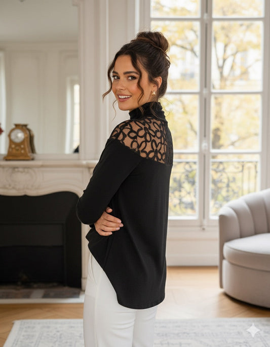 Mystique & Co™ Bestickte Eleganz Bluse