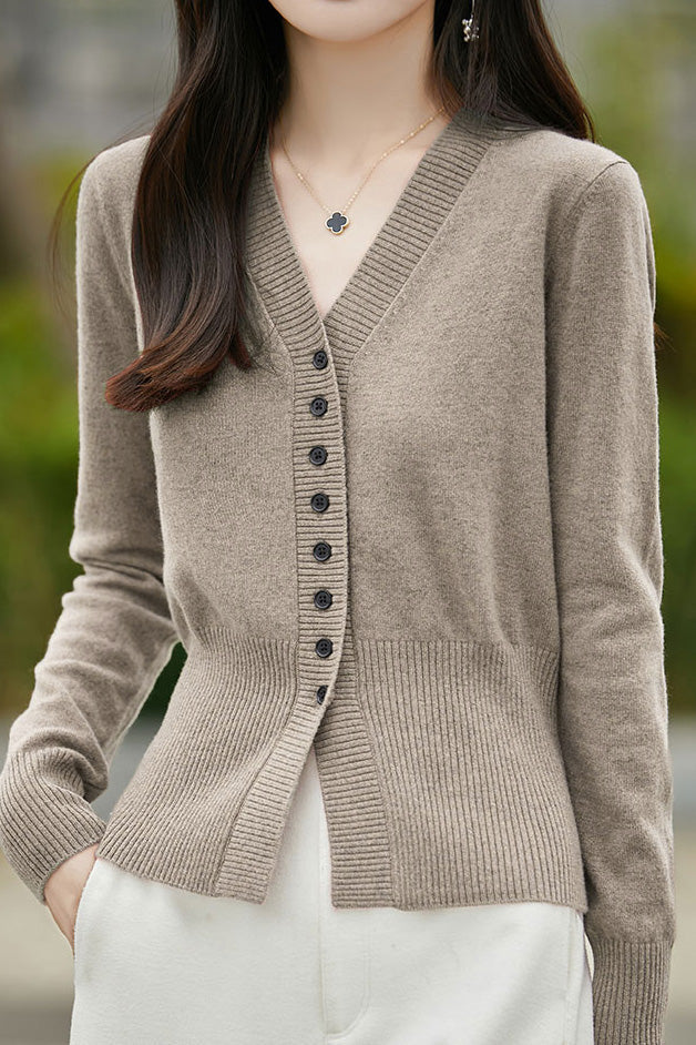 Früher Herbst sanfter V-Ausschnitt Strickcardigan