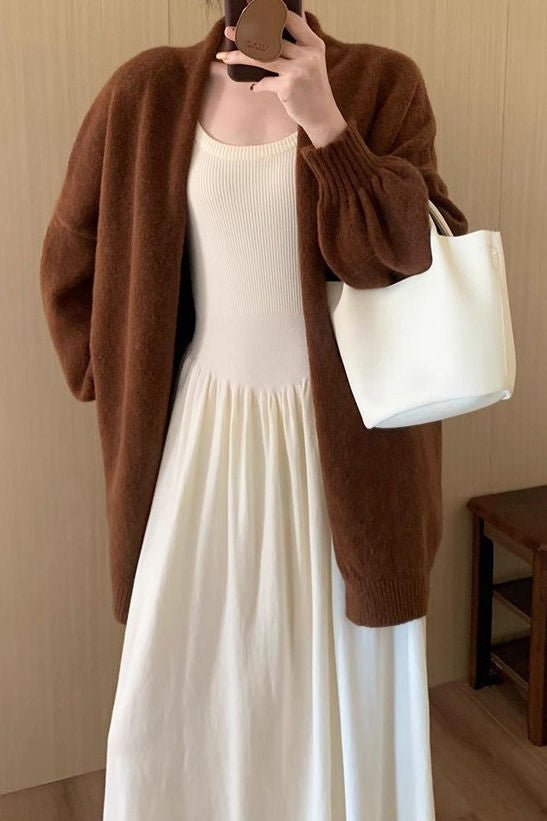 Lässiger, lockerer, mittellanger Strickcardigan