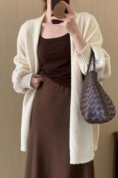 Lässiger, lockerer, mittellanger Strickcardigan