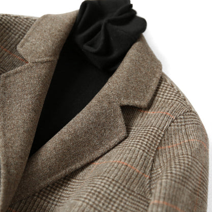 Der Essenzielle Wollmantel von Valentina Rossi