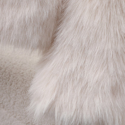 Der Raffinatezza Mantel von Sofia Amoretti