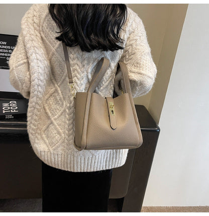 Isla™ | Vegane Lederhandtasche