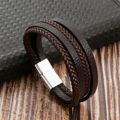 Gramado Klassisches Leder Geflochtenes Armband - Mehrlagiges Modeaccessoire für Männer