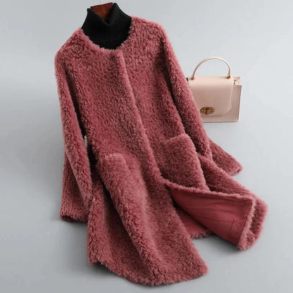 Glacira Fleece Mantel