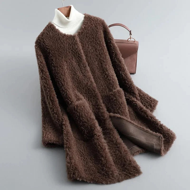 Glacira Fleece Mantel