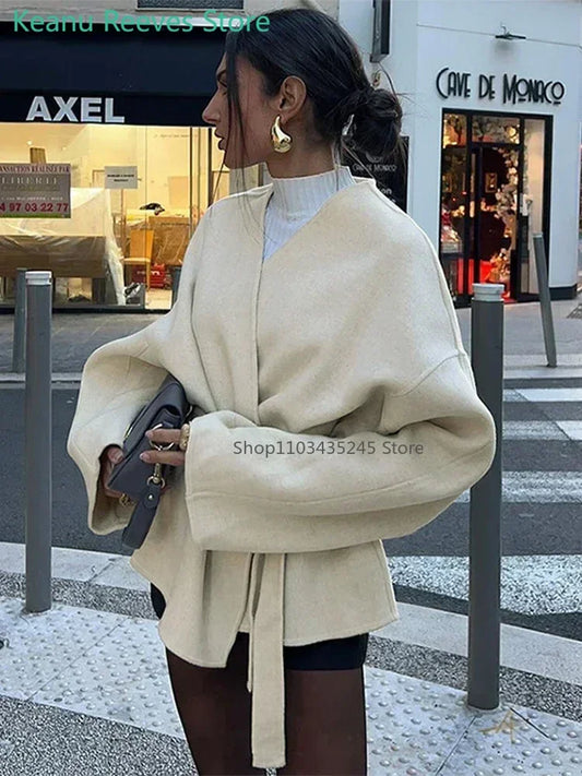 Mystique & Co™ Eleganter Fleece-Mantel