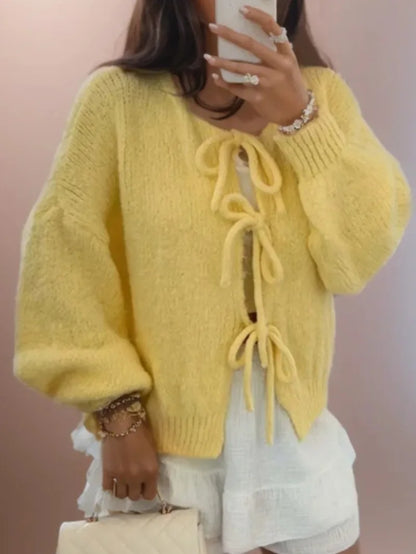 Eva | Gestrickter Cardigan mit Schleife