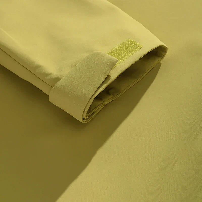 Beatrice – Leichte wasserdichte Trekkingjacke