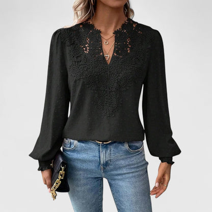 ELYRA™ | Baumwollbluse mit V-Ausschnitt