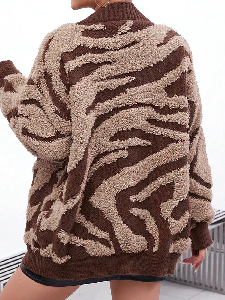 Abstrakter Strickcardigan