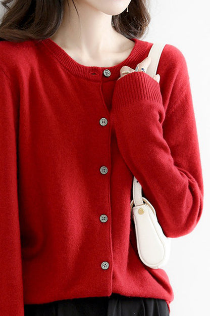 Rundhals-Wollstrick-Cardigan - 12 Farben verfügbar