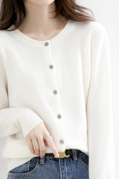 Rundhals-Wollstrick-Cardigan - 12 Farben verfügbar