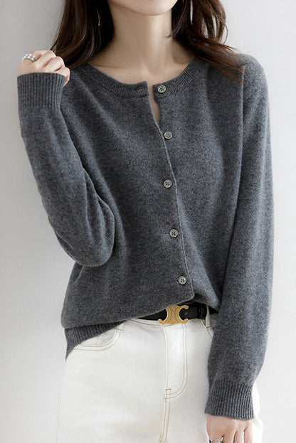 Rundhals-Wollstrick-Cardigan - 12 Farben verfügbar