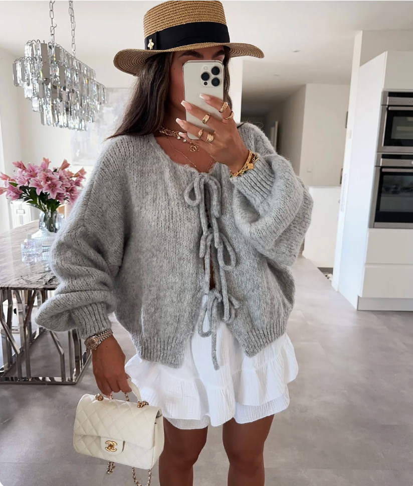 Eva | Gestrickter Cardigan mit Schleife