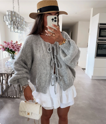 Eva | Gestrickter Cardigan mit Schleife