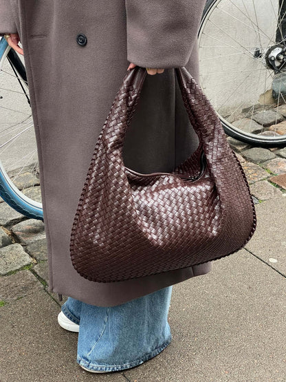 Amelia | Geflochtene Schultertasche